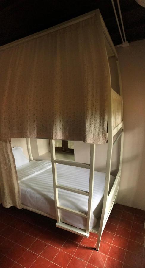 Insight Hostel Τσιάνγκ Μάι Εξωτερικό φωτογραφία