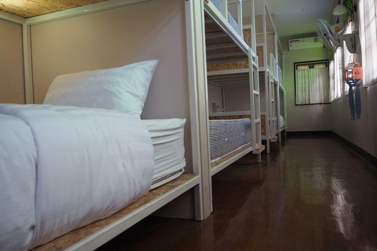 Insight Hostel Τσιάνγκ Μάι Εξωτερικό φωτογραφία