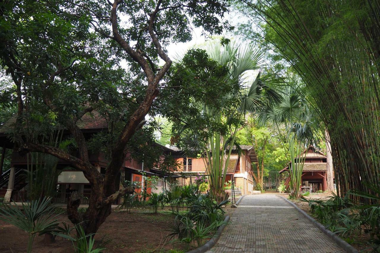 Insight Hostel Τσιάνγκ Μάι Εξωτερικό φωτογραφία