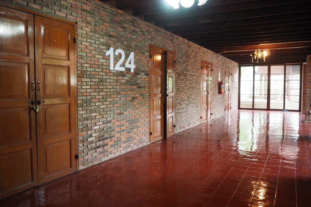 Insight Hostel Τσιάνγκ Μάι Εξωτερικό φωτογραφία