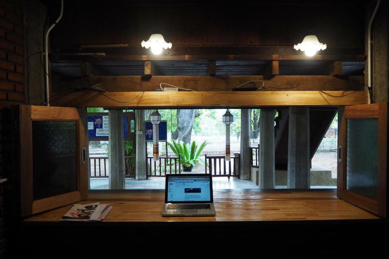 Insight Hostel Τσιάνγκ Μάι Εξωτερικό φωτογραφία