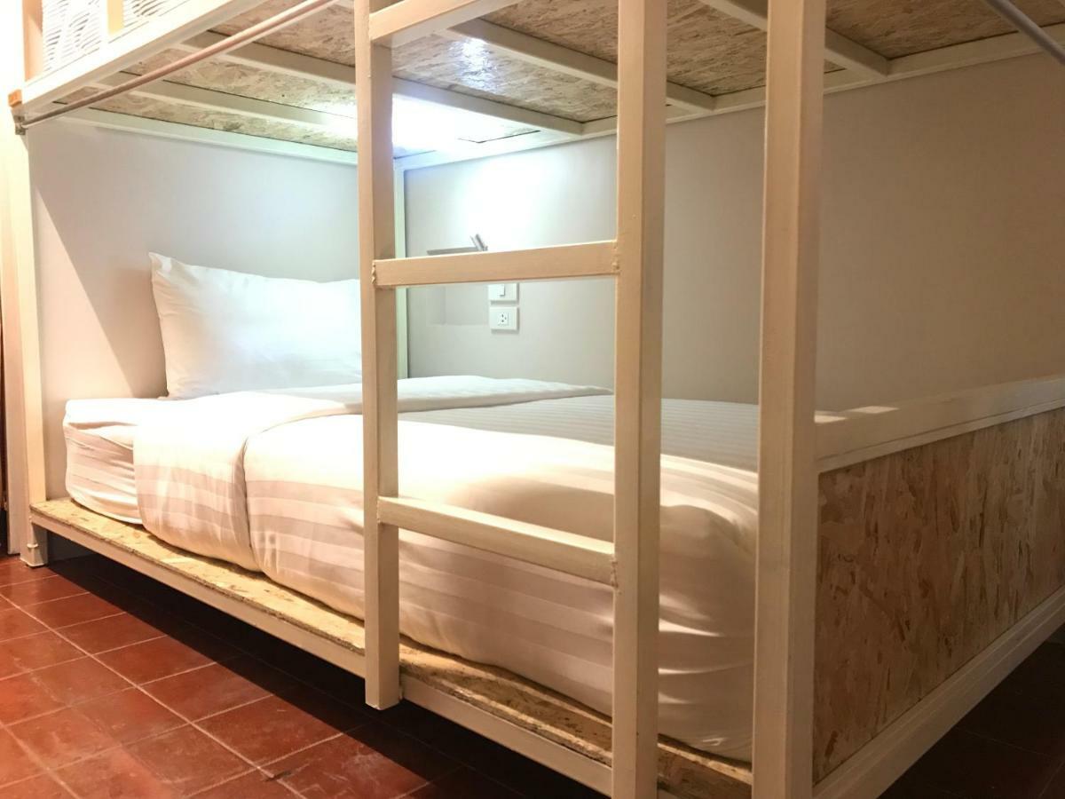 Insight Hostel Τσιάνγκ Μάι Εξωτερικό φωτογραφία
